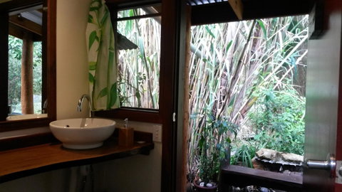 Black Cockatoo Lodge - Sunshine Coast Tourism 41