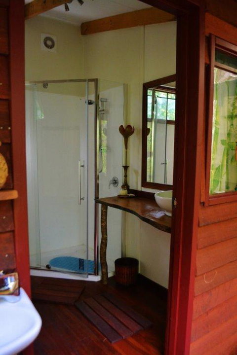 Black Cockatoo Lodge - Sunshine Coast Tourism 39