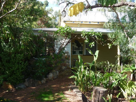 Black Cockatoo Lodge - Sunshine Coast Tourism 26