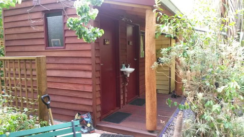 Black Cockatoo Lodge - Sunshine Coast Tourism 38