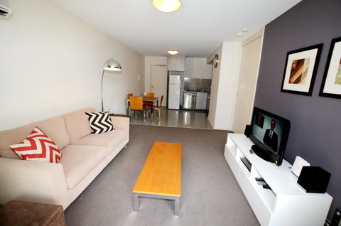 128 On The Terrace - Executive Escapes - Holiday Sunshine Coast 7