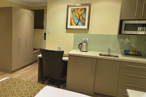 Bentley Motel - Sunshine Coast Tourism 3