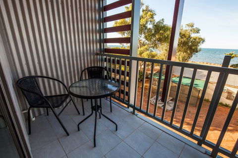 Beadon Bay Hotel - Holiday Sunshine Coast 7