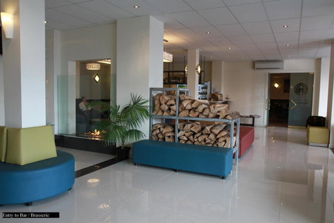 Gateway Hotel By Nightcap Plus - Sunshine Coast Tourism 16