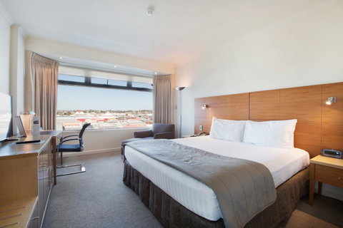 Gateway Hotel By Nightcap Plus - Sunshine Coast Tourism 4