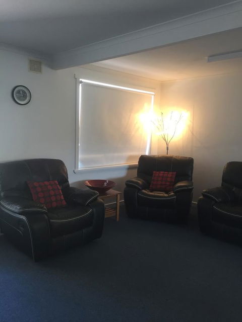 Old Pier Apartments - Sunshine Coast Tourism 12