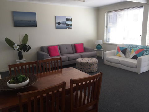 Old Pier Apartments - Sunshine Coast Tourism 2