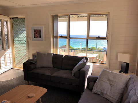 BINALONG BEACH COTTAGE Beachfront At Bay Of Fires Next To Restaurant - Holiday Sunshine Coast 12