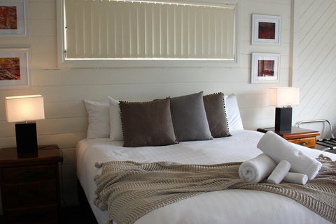 BINALONG BEACH COTTAGE Beachfront At Bay Of Fires Next To Restaurant - Holiday Sunshine Coast 17