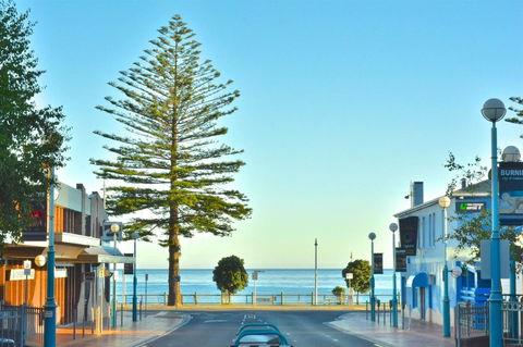 Beachfront Voyager Motor Inn - Holiday Sunshine Coast 13
