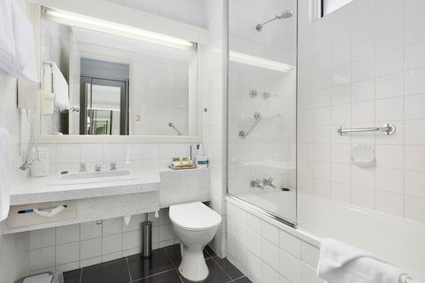 Beachfront Voyager Motor Inn - Holiday Sunshine Coast 14
