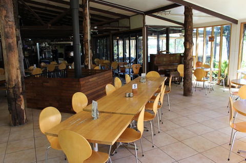 Tullah Lakeside Lodge - Sunshine Coast Tourism 35