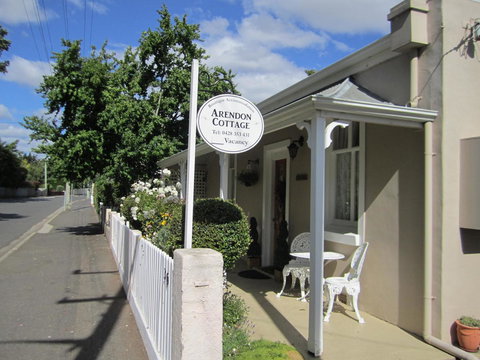 Arendon Cottage - Sunshine Coast Tourism 2