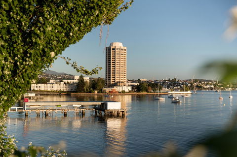 Wrest Point - Sunshine Coast Tourism 15
