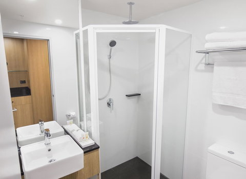 Ibis Styles Hobart - Sunshine Coast Tourism 21