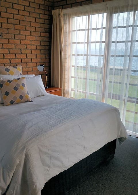 Stanley Village Waterfront Accommodation - Holiday Sunshine Coast 5