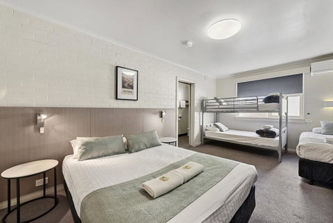 The Cornwall Boutique Hotel - Sunshine Coast Tourism 8