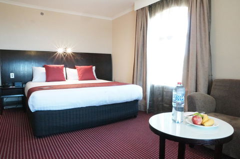 Hotel Grand Chancellor Launceston - Sunshine Coast Tourism 2