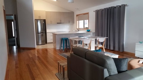 Base Camp - Holiday Sunshine Coast 18