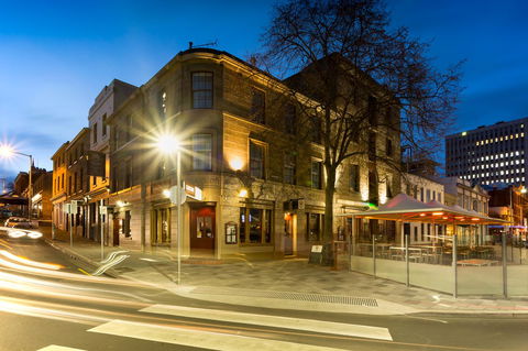 Customs House Hotel - Sunshine Coast Tourism 0