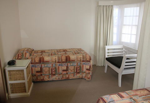 Barclay Motor Inn - Sunshine Coast Tourism 42