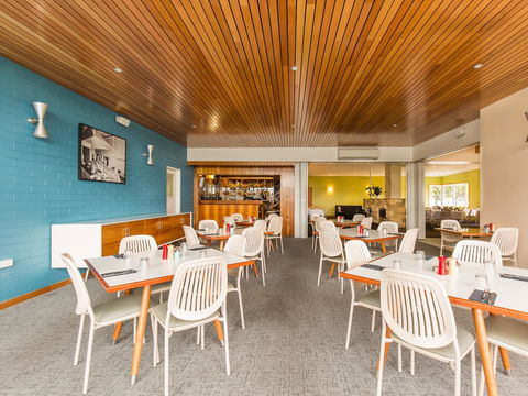 Riverfront Motel & Villas - Holiday Sunshine Coast 6