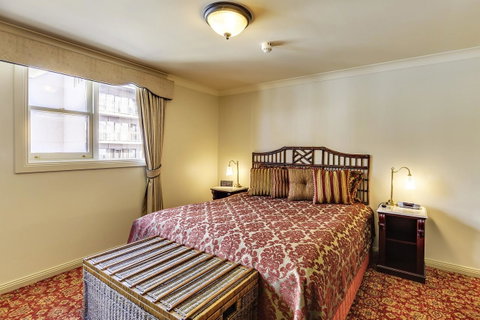 Hadley\'s Orient Hotel - Sunshine Coast Tourism 18
