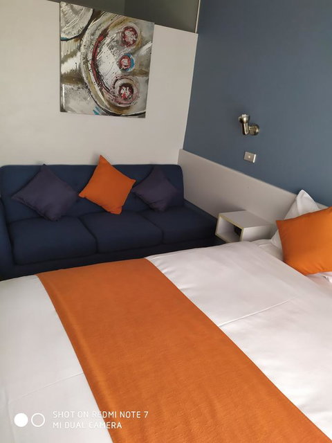 Waterfront Lodge Motel - Sunshine Coast Tourism 15