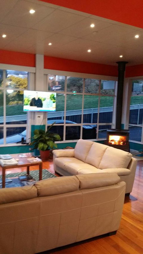 Waterfront Lodge Motel - Sunshine Coast Tourism 33