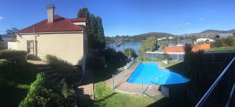 Waterfront Lodge Motel - Sunshine Coast Tourism 43