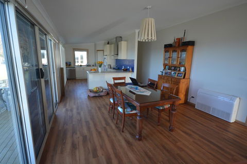 Seascape Beach House - Sunshine Coast Tourism 4