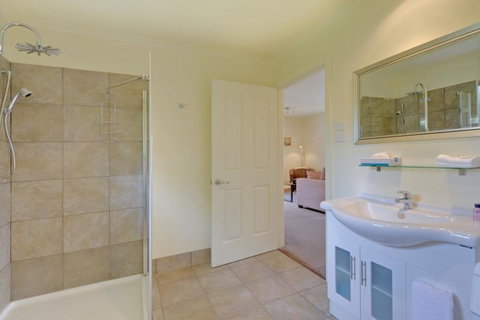 Aloft Boutique Accommodation - Sunshine Coast Tourism 3