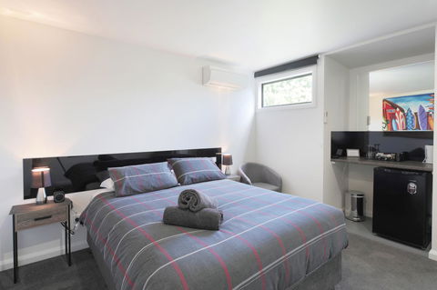 Georges Bay Apartments - Holiday Sunshine Coast 24