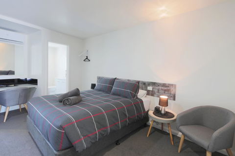 Georges Bay Apartments - Holiday Sunshine Coast 22