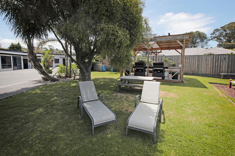 Georges Bay Apartments - Holiday Sunshine Coast 39