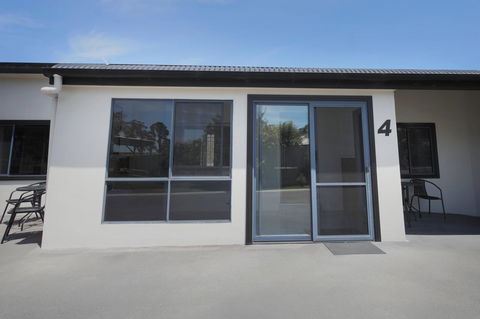 Georges Bay Apartments - Holiday Sunshine Coast 35