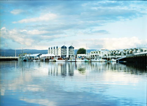 Peppers Seaport Hotel - Sunshine Coast Tourism 0