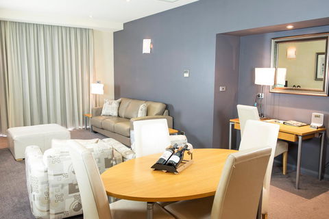 Peppers Seaport Hotel - Sunshine Coast Tourism 41