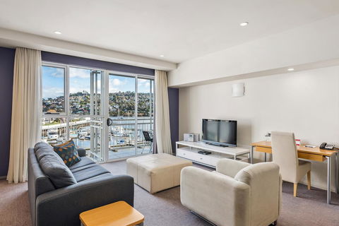 Peppers Seaport Hotel - Sunshine Coast Tourism 23