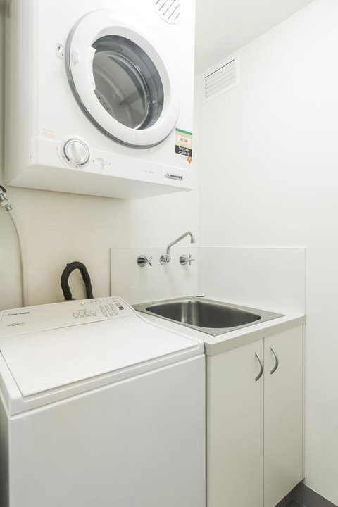 The Old Woolstore Apartment Hotel - Sunshine Coast Tourism 13