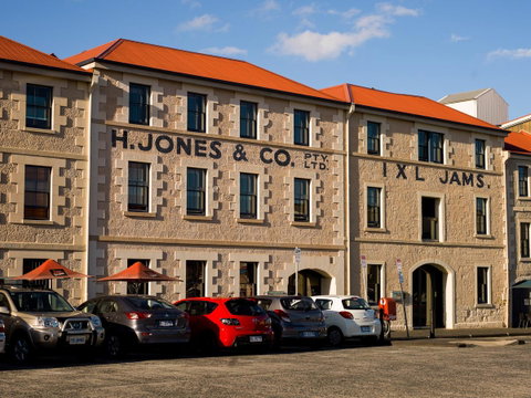 The Henry Jones Art Hotel - Sunshine Coast Tourism 5