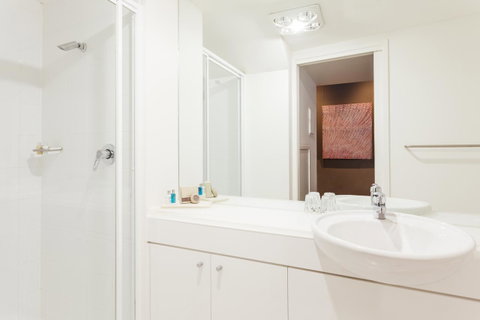 The Henry Jones Art Hotel - Sunshine Coast Tourism 36