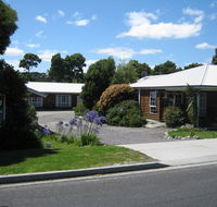Castaway Holiday Apartments - Holiday Sunshine Coast