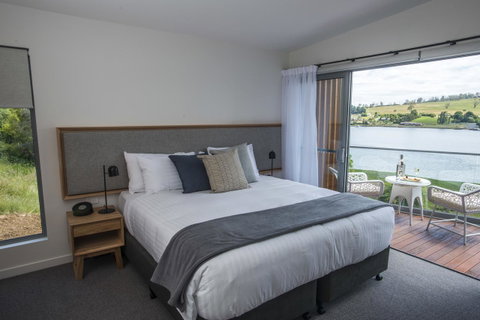 Rosevears Riverview Hotel - Sunshine Coast Tourism 19
