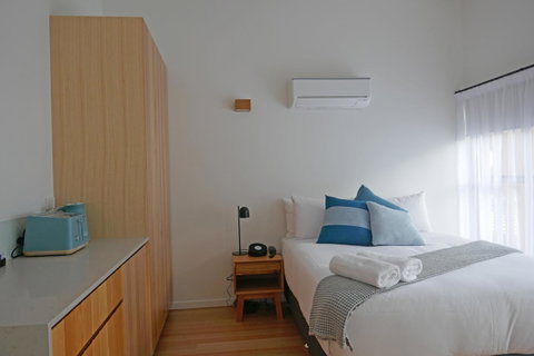 Rosevears Riverview Hotel - Sunshine Coast Tourism 4