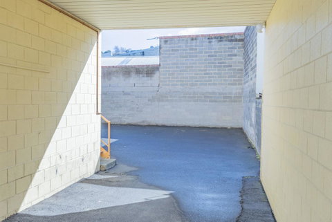 4 Bedroom House - Hobart CBD - Free Parking - Free WIFI - Sunshine Coast Tourism 26