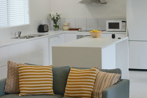 Sisters Beach Paradise - Holiday Sunshine Coast 5