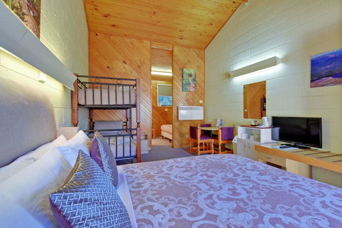 Gold Rush Inn - Sunshine Coast Tourism 22