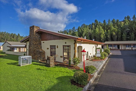 Gold Rush Inn - Sunshine Coast Tourism 0