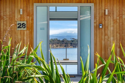 Sunset Bay Escape - Sunshine Coast Tourism 30
